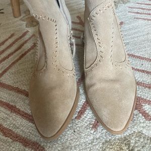 Cream suede Rebecca Minkoff booties size 5.5/6